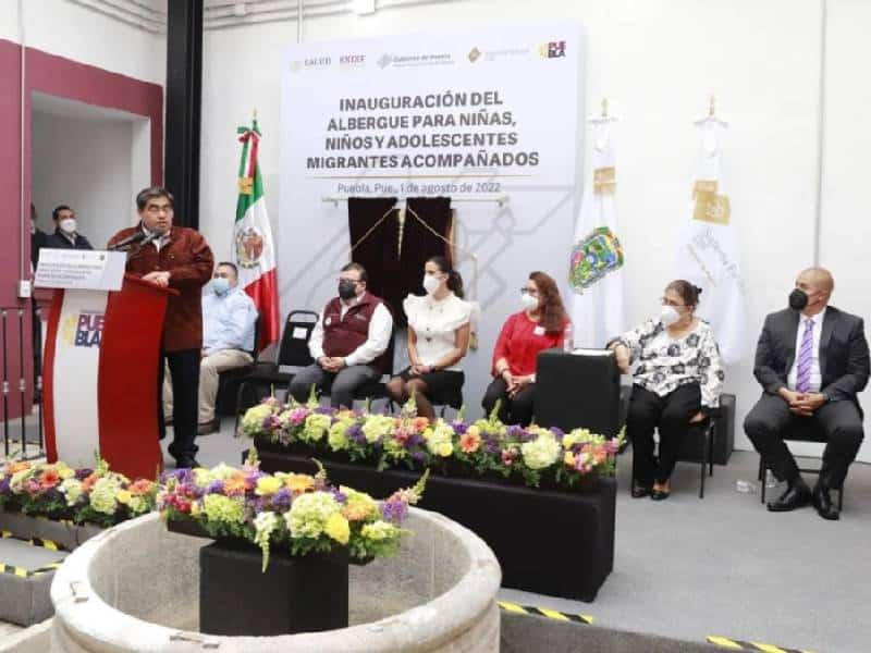 Entrega Barbosa albergue para menores migrantes