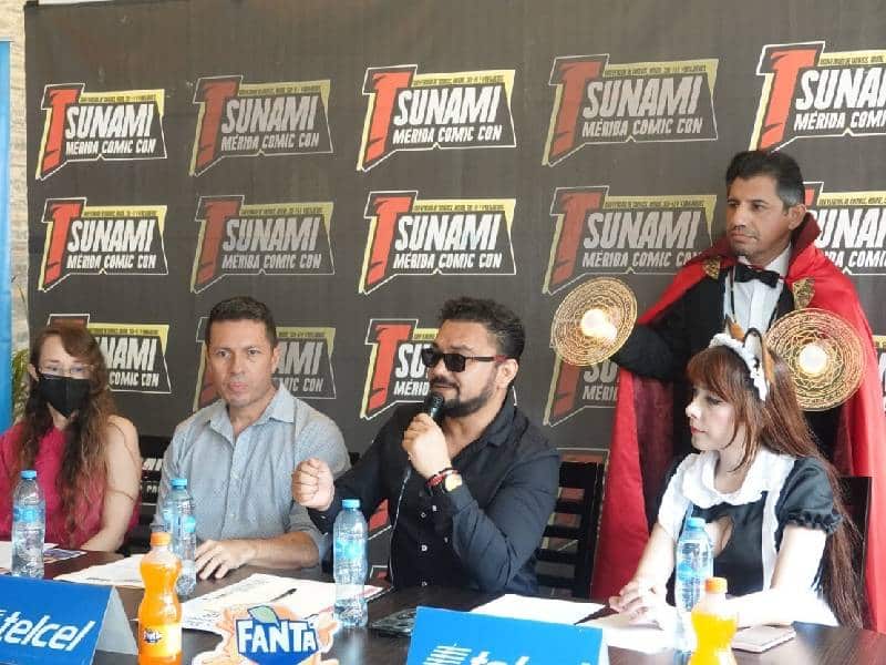 Inicia convención de comics en Mérida