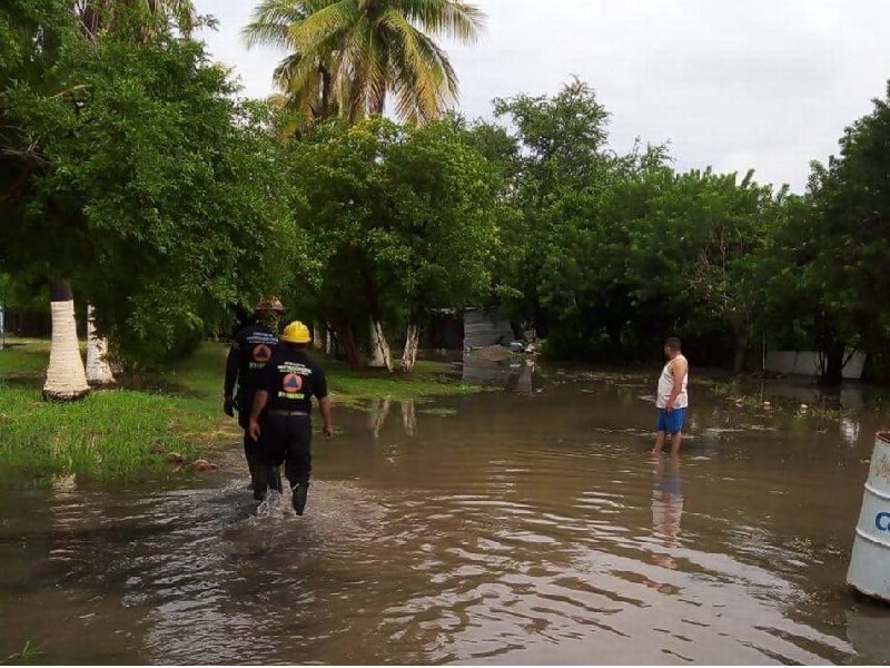 Dos fallecidos y casas afectadas por lluvias fuertes en Guerrero