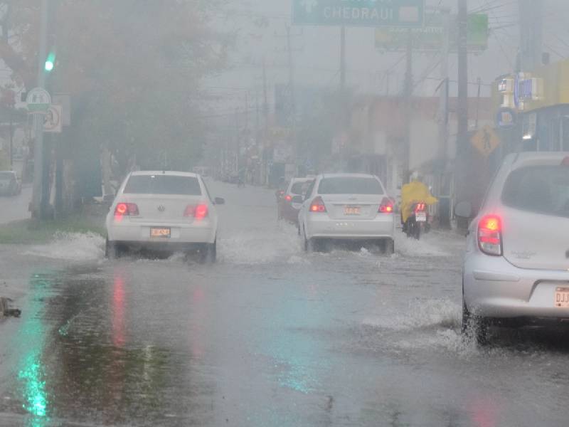 Domingo lluvioso en la Península