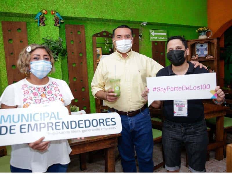 Renán Barrera apoya a las y los emprendedores para posicionar sus marcas