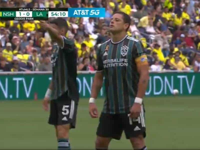 VIDEO: ¡Otra vez! ‘Chicharito’ vuelve a fallar un penal con el Galaxy