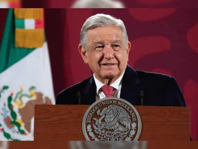 Ve AMLO accidentes en caída de helicópteros