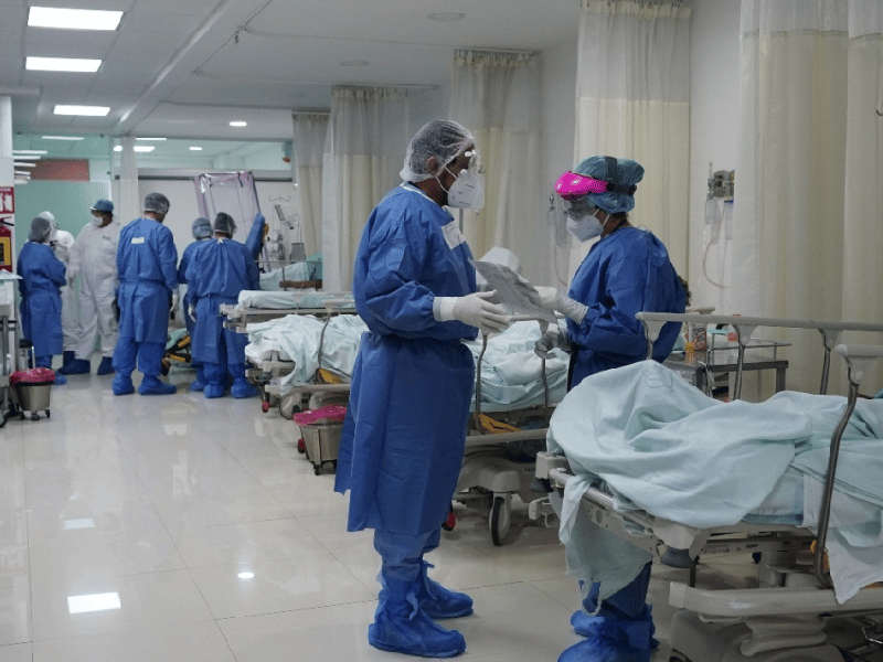 Reducen sanciones a actos cometidos por los médicos