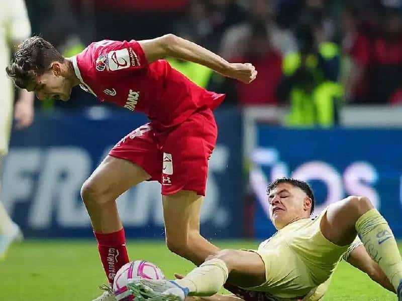 Toluca vence al América 2-1 y todo se decidirá en el Estadio Azteca
