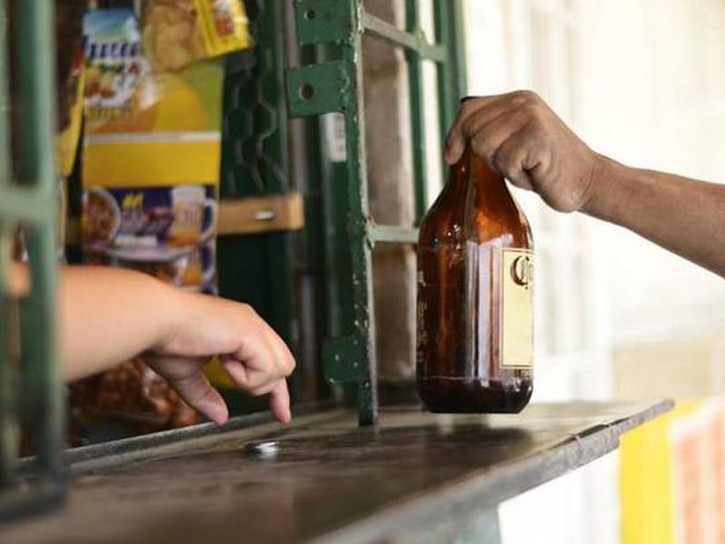 Incrementa consumo de alcohol en menores