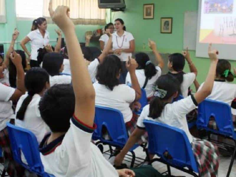 Reforzarán nivel básico con maestros de inglés