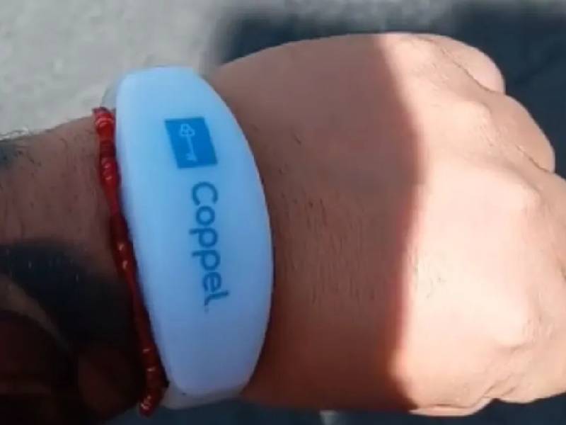 “Me pusieron localizador”: Se viraliza brazalete de Coppel para “deudores”