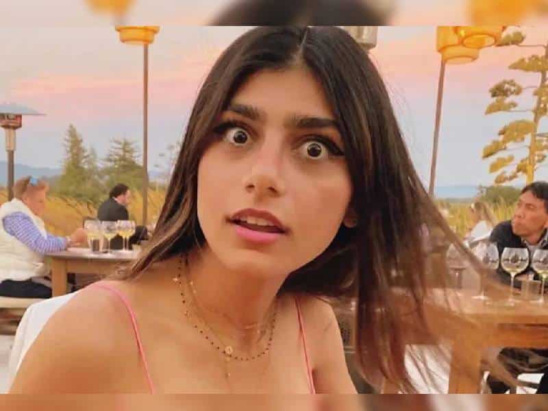Reportero mexicano confunde nombre de estadio de Qatar con Mia Khalifa