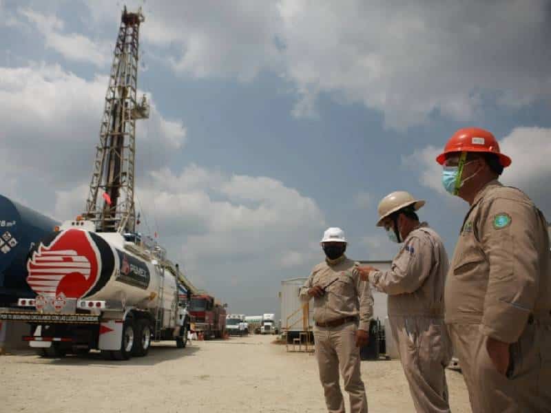 Hacienda cubrirá pagos a deuda de Pemex: AMLO