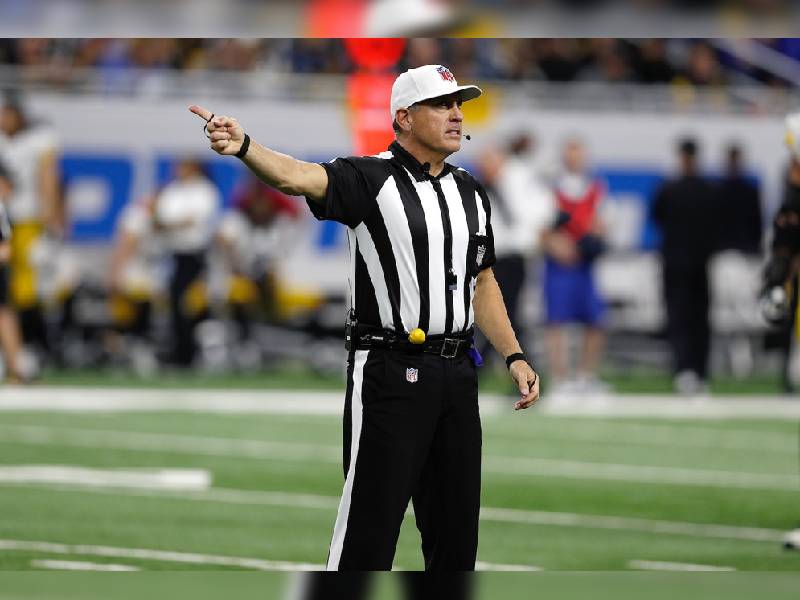FIFA emulará regla de la NFL con sus árbitros