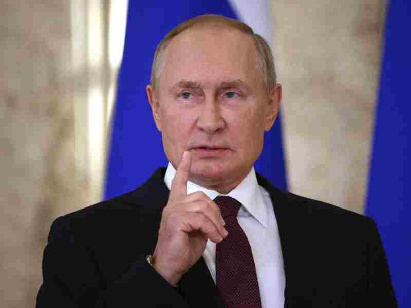 Putin afirma que la OTAN participa en conflicto en Ucrania al suministrar armas