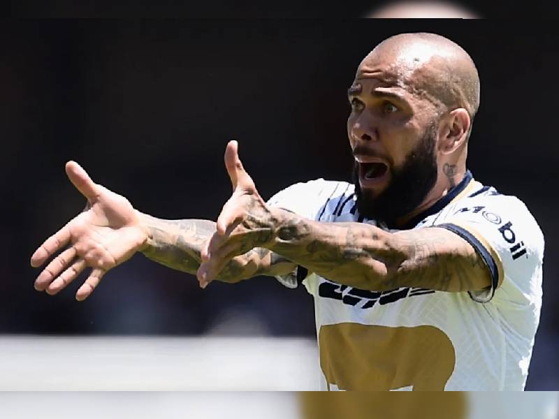 Planea Pumas acciones legales contra Alves