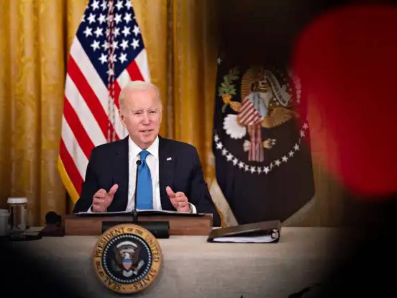 Estados Unidos abate un objeto que volaba sobre Alaska