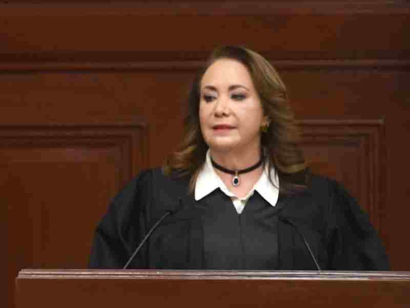 yasmin esquivel