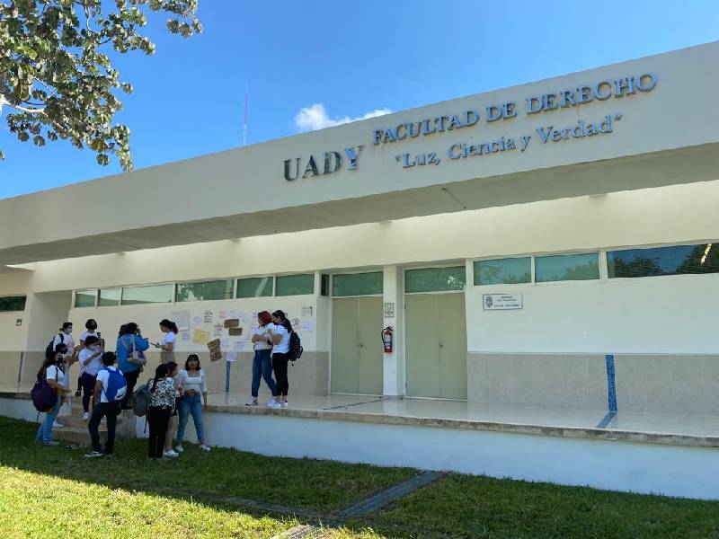 Supera demanda la oferta universitaria