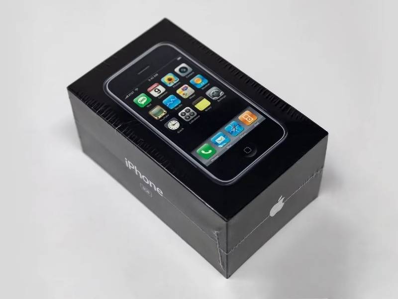 ¡Increíble! Mujer vende su IPhone primera generación en más de 1 millón de pesos