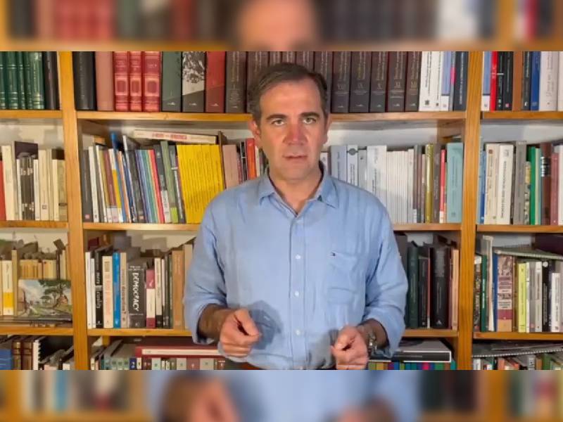 Córdova Vianello se fue a turistear a EU, acusa Morena