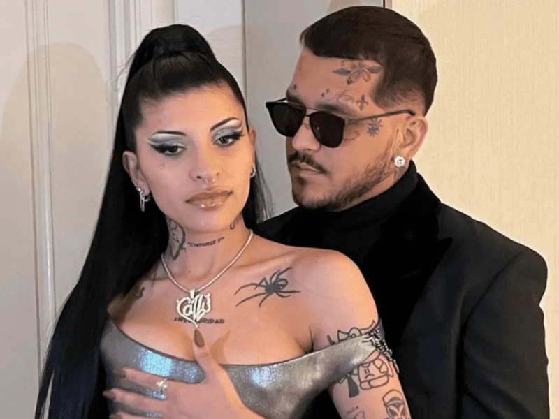 Cazzu comparte foto presumiendo su ‘pancita’ junto a Nodal