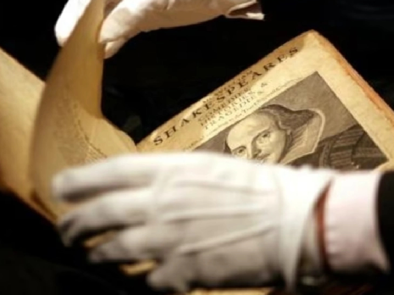 Exponen en Londres un ejemplar de Shakespeare