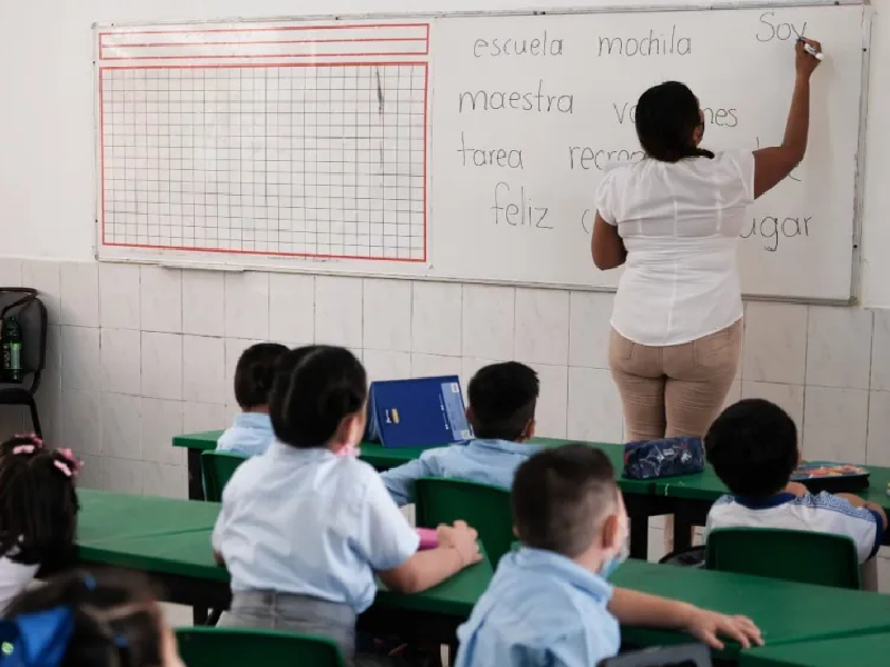 Anuncian incremento del 20% en Mi Beca para Empezar