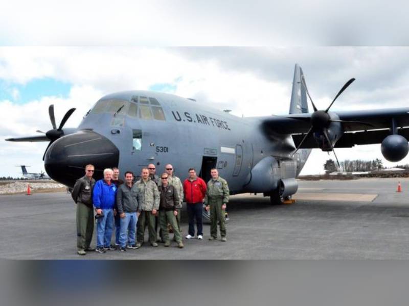 avión cazahuracanes mérida