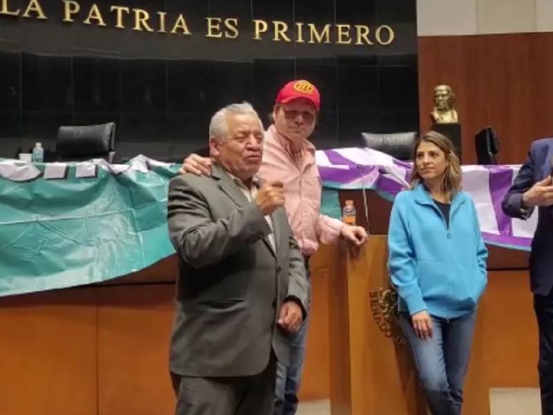 Oposición levanta la toma de tribuna en el Senado
