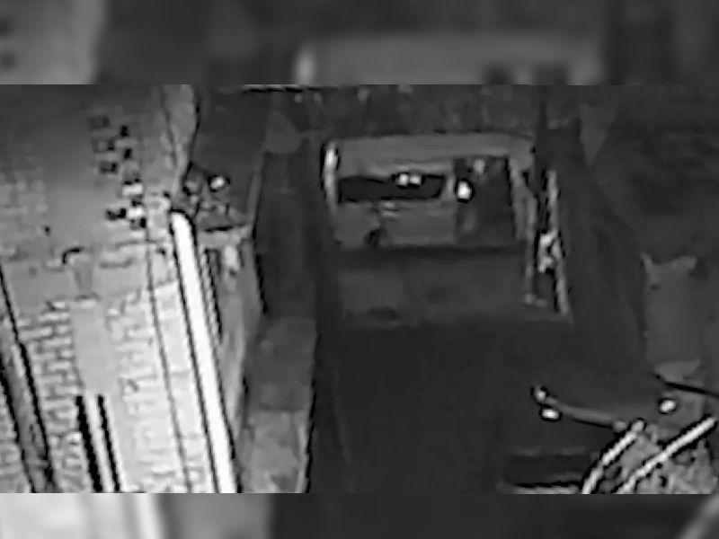 Video: “Traigo bala”, Justiciero intercambia disparos con asaltante de una combi