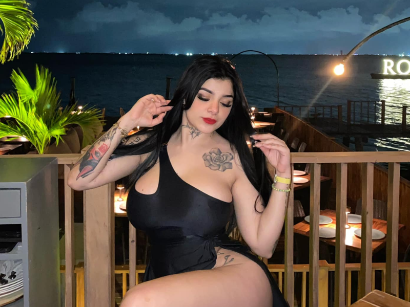 Karely Ruiz en Yucatán la influencer visitó Las Coloradas