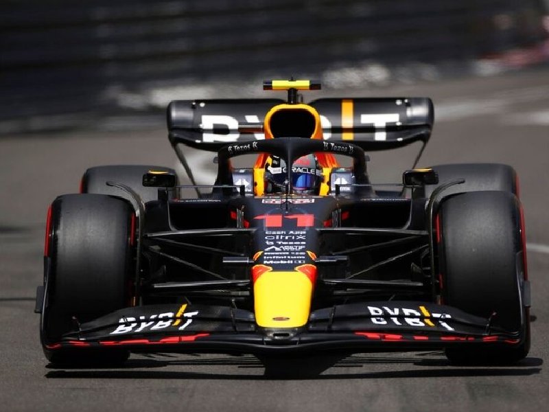 Checo Pérez se queda en la 7ma plaza de las Prácticas Libres 2