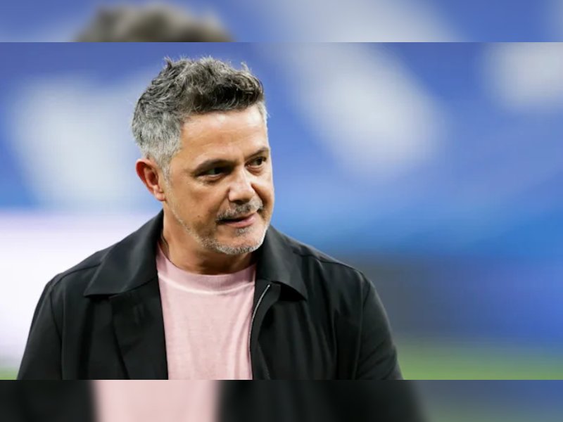 Alejandro Sanz lanza desconcertante mensaje; preocupa a fans