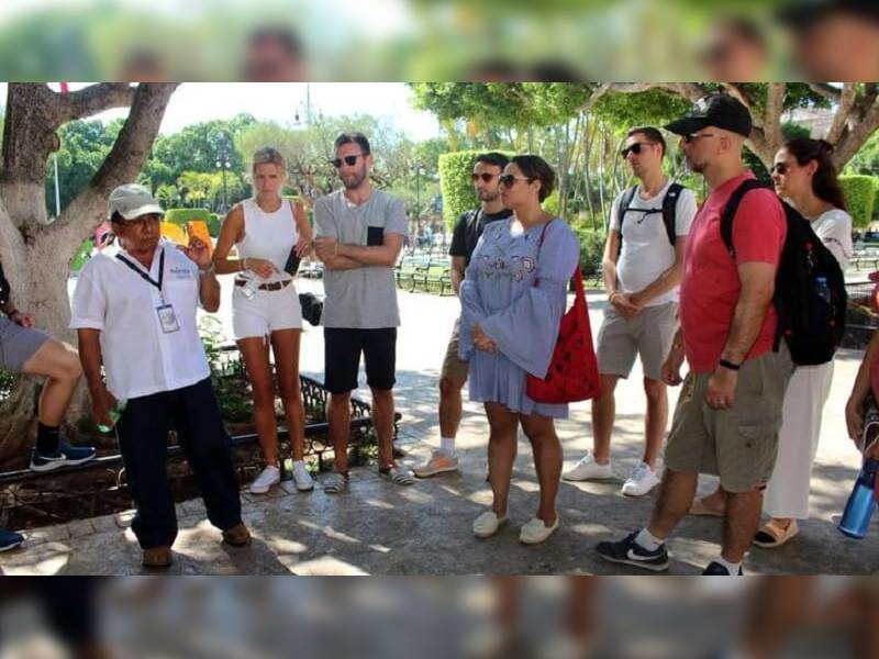 Se necesitan unos 10 mil plazas bilingües en los próximo 2 años 