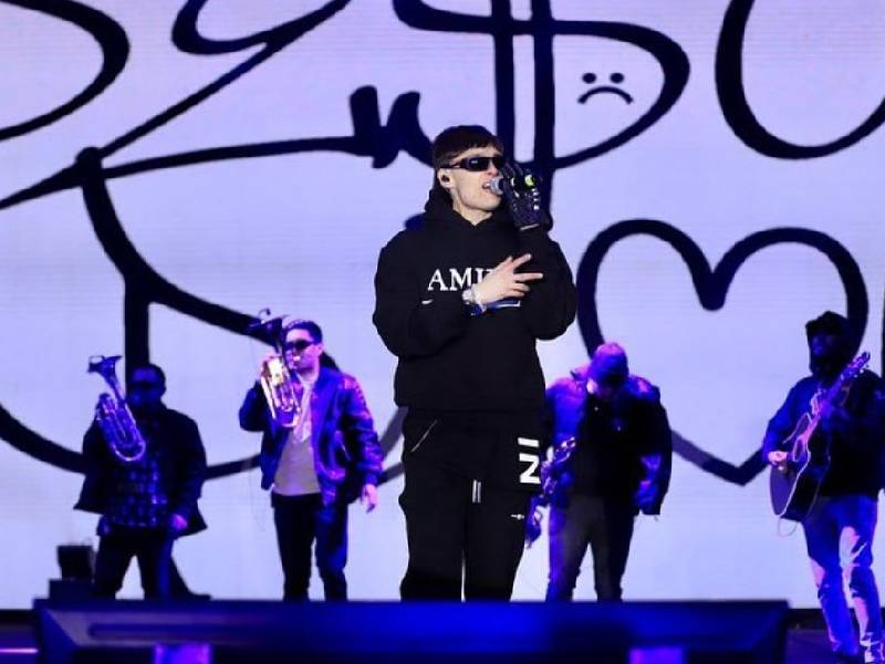 Peso Pluma y Junior H lanzan el tema “Luna”