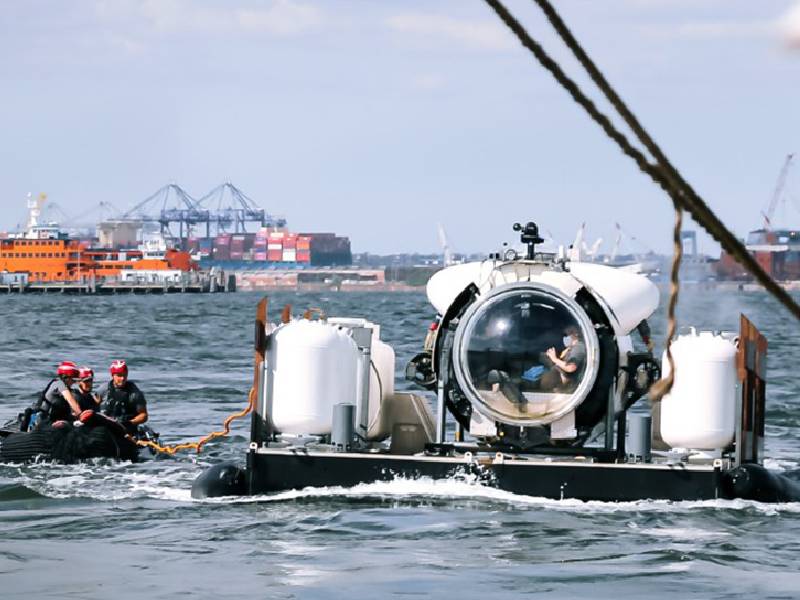 Submarino con turistas que visitaban los restos del Titanic desapareció