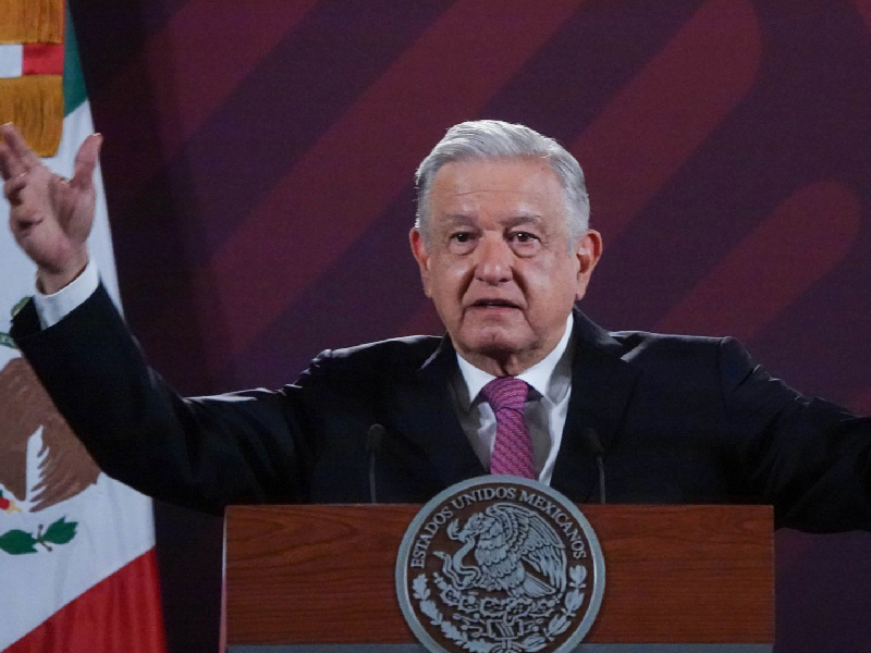 AMLO descarta sanciones para Morena y Frente por precampaña