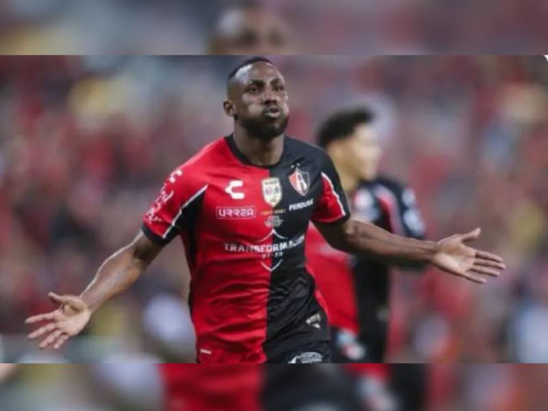 Julián Quiñones podría ser el nuevo jugador del América