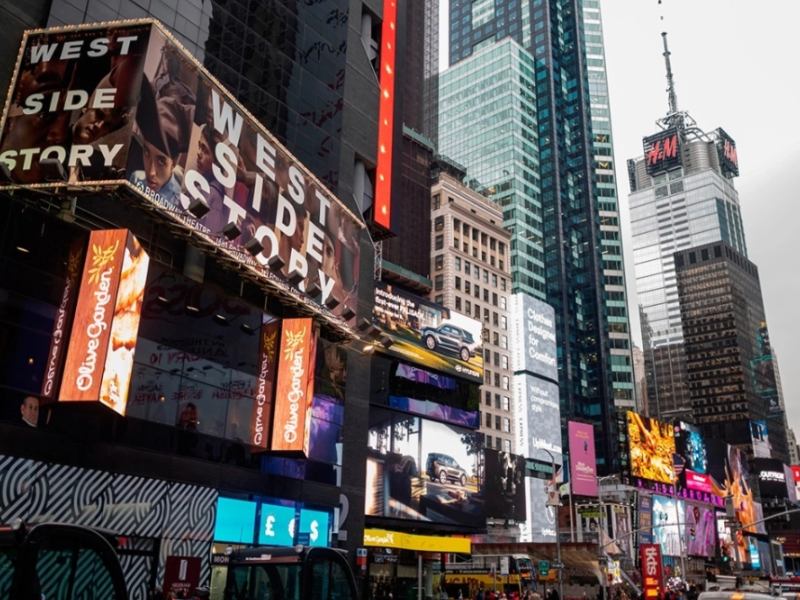 No cierran teatros en Broadway
