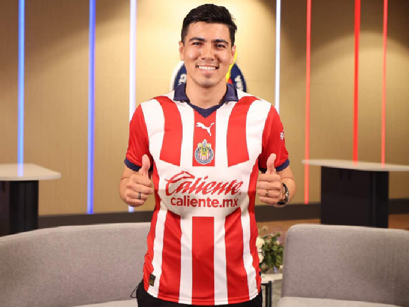 ¡Es oficial! Erick Gutiérrez ‘aterriza’ en el rebaño