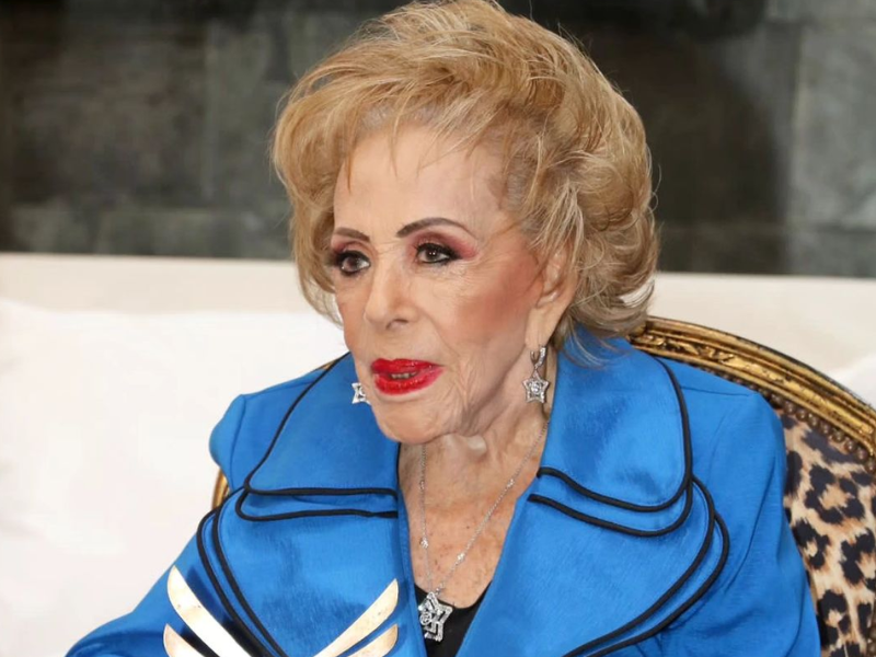 Salud de Silvia Pinal enciende alarmas tras visita de emergencia de su médico