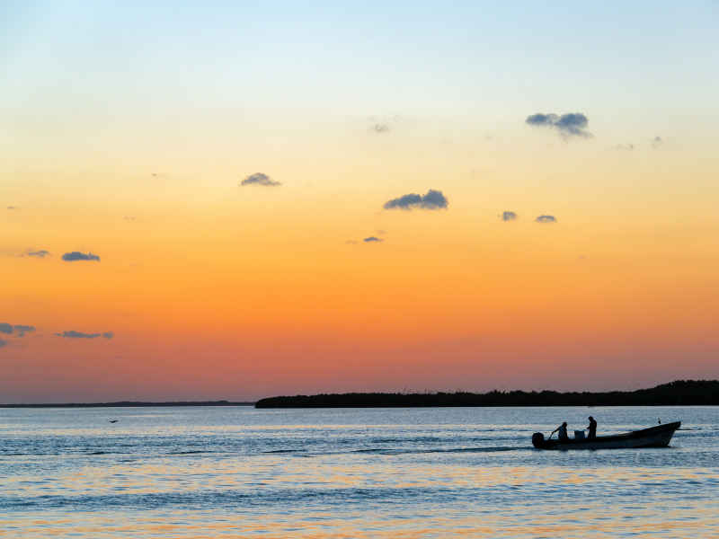 Clima Yucatán cielo soleado con probabilidad de lluvia