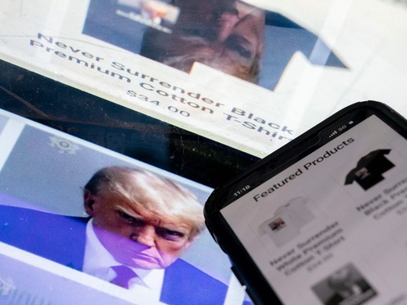 Donald Trump recaudó 7.1 mdd tras foto policial equipo.