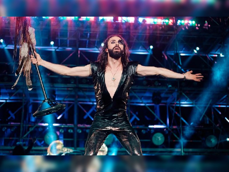 Jay de la Cueva anuncia su salida de Moderatto