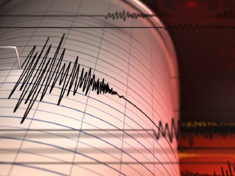 Un sismo de magnitud 6,8 sacude Japón, con alerta de tsunami y pequeñas marejadas, sin daños reportados.