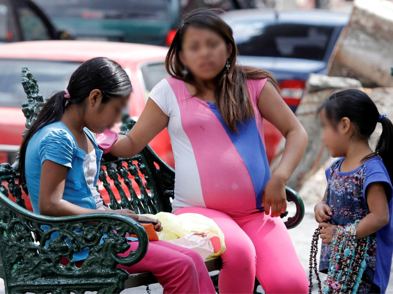 Persiste alto índice de embarazos en menores