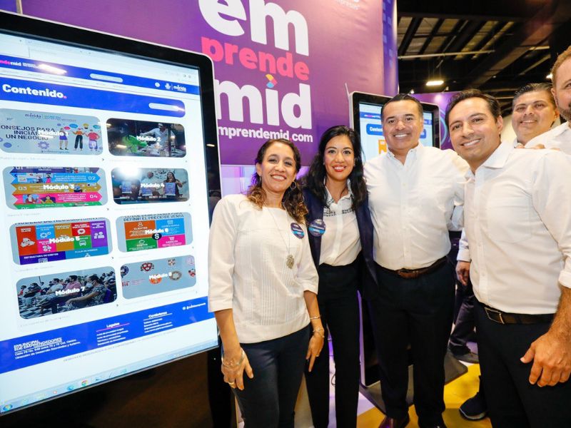 Renán Barrera Mérida.