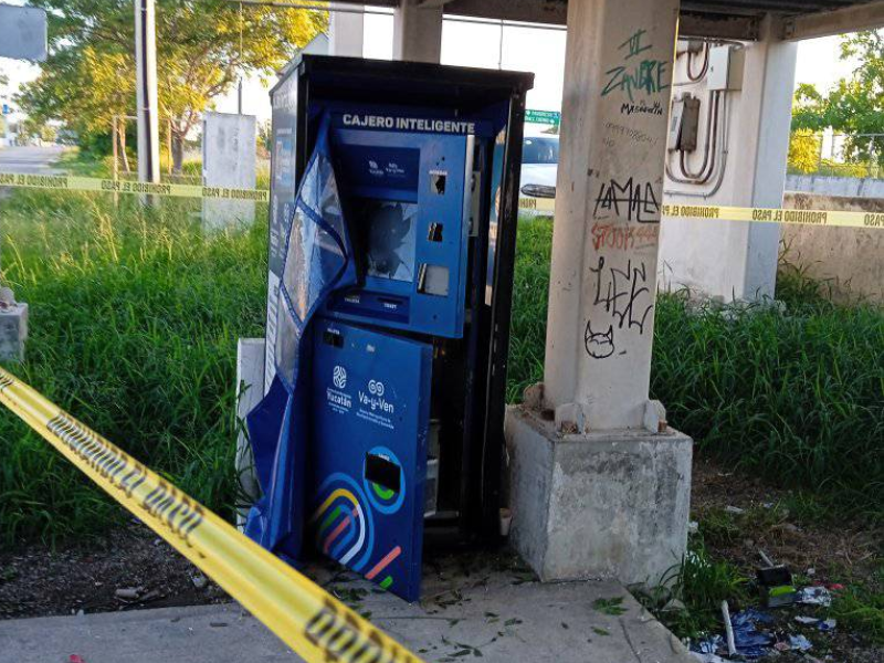 Roban dinero del cajero del 'Va y Ven' en Mérida