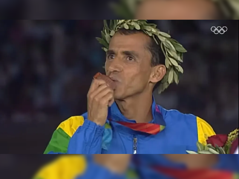 Vanderlei de Lima, el atleta que no alcanzó el oro por una agresión
