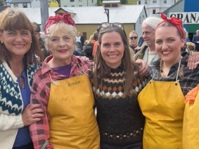 Mujeres islandesas se manifiestan en contra de la brecha salarial