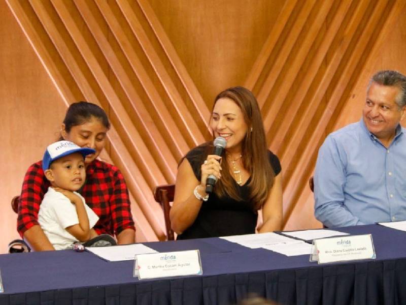 Renán Barrera trabaja día a día por el beneficio de la niñez