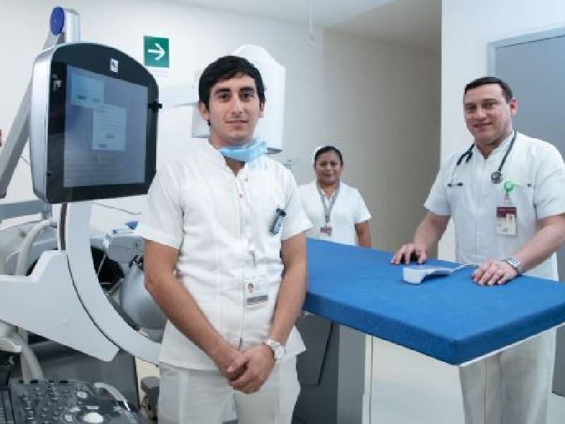 "Educar y ser ejemplo", compromiso de los médicos yucatecos